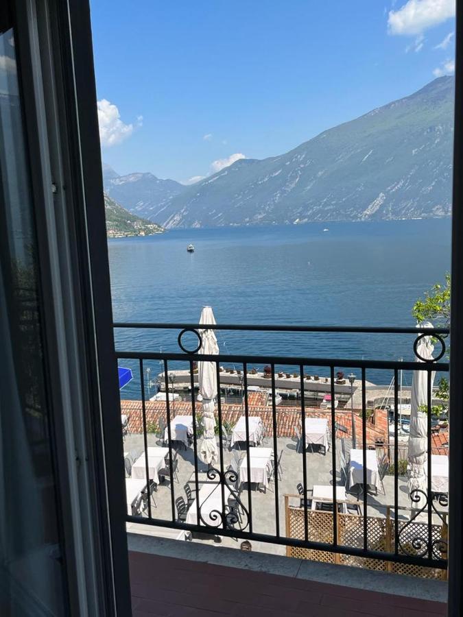Hotel Alla Noce ลีโมเนซุลการ์ดา ภายนอก รูปภาพ